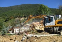 Osmangazi'de Orman Arazisindeki Kaçak Ev Yikildi Haberi