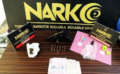 Manisa'daki uyuşturucu operasyonunda 4 tutuklama
