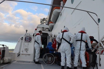 Yolcu Gemisinde Rahatsizlanan 2 Italyan Yolcunun Tibbi Tahliyesi Gerçeklestirildi