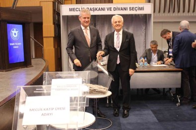 IZTO, Mahmut Özgener'le 'Devam' Dedi