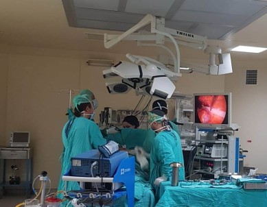 OMÜ Tip Fakültesi Hastanesi'nde Hafta Sonu Ameliyatlari Basladi