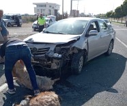 Otomobil Sürüye Çarpti