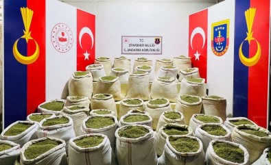 Bakan Soylu Açikladi Açiklamasi Diyarbakir'da 3 Ton 470 Kilogram Kubar Esrar Ele Geçirildi