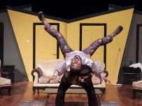 'Darisi Basimiza' KBT Sahnesinde