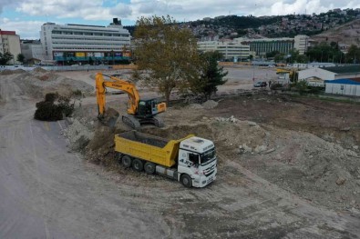 Milli Irade Meydani'nda Temel Demir Imalati Yapildi