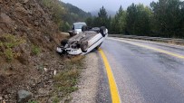 Tosya-Kastamonu Yolunda Trafik Kazasi Açiklamasi 2 Yarali