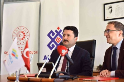 Altieylül Belediyesinden Jeotermal Kaynakli Tarim Destegi