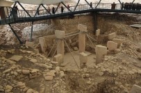 Gölbasi Belediyesi'nden Gölbasi'nda Ikamet Eden Kadinlara Sanliurfa Turu