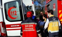 Hafif Ticari Araçla Otomobil Çarpisti Açiklamasi 3 Yarali
