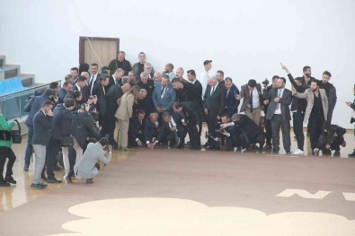 Karaman'da 3 Ton Bisküviden Yapilan Dünyanin En Büyük Bugday Basagi Mozaigi Törenle Açildi