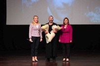 Merkezefendi'de 'Beni Hatirlayiniz' Gösterisi Büyük Begeni Topladi