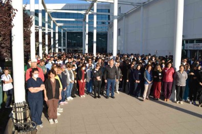 Mugla Egitim Ve Arastirma Hastanesi'nde 10 Kasim Atatürk'ü Anma Töreni Gerçeklestirildi