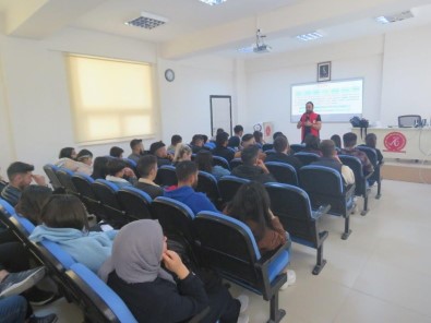 NEVÜ Kozakli MYO'da 'El Ele Güvenli Gelecege' Konulu Konferans