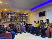 Ögrenciler, Görme Engelli Bireyler Için Kitaplarin Sesi Oldu