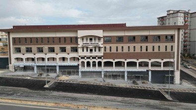 Sahinbey'deki Dev Tesiste Son Asama