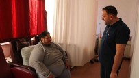 217 Kiloyla Yürüyemeyecek Hale Geldi, Tüp Mide Ameliyatiyla Kilolarindan Kurtulacak
