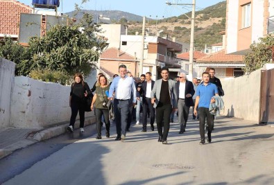 Bayrakli'ya Bir Ayda 500 Ton Asfalt