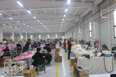 Diyarbakir Tekstil OSB'de Iki Fabrika Daha Faaliyete Girdi, Istihdam Sayisi 4 Bine Ulasti
