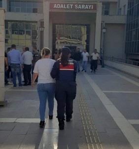 Kadirli'de 5 Yil Hapis Cezasiyla Aranan Hükümlü Yakalandi