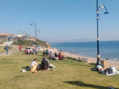 Didim'de Kasim Ayinda Yaz Keyfi