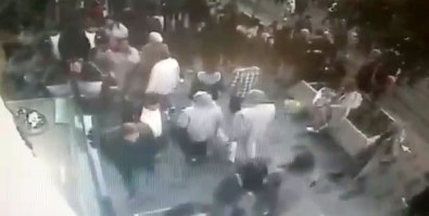 Taksim'deki Patlama Ani Güvenlik Kamerasina Yansidi