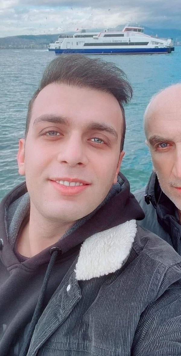 Genç polis kalbine yenik düştü