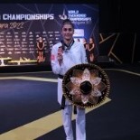 Hatice Kübra 'Dünya Üçüncüsü'