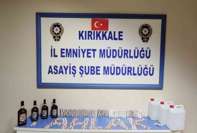 Trende Rahatsizlaninca Yakayi Ele Verdi Açiklamasi Yüzlerce Hap Ile Kaçak Alkol Ele Geçirildi