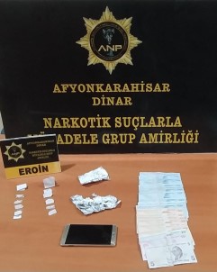 Üzerinde Eroinle Yakalandi