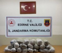 Edirne'de, Yunanistan'dan getirilen 55 kilo skunk ele geçirildi