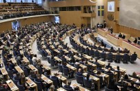 Isveç Parlamentosunda 'Terörle Mücadele Yasa Tasarisi' Onaylandi