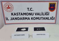 Jandarma Ekiplerince Uyusturucu Ticareti Yapan 5 Kisi Gözaltina Alindi