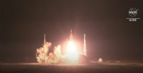 NASA, Ay görevi için SLS roketini fırlattı
