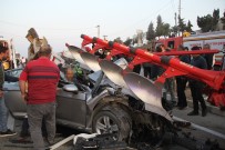 Otomobil Pulluk Takili Traktöre Saplandi Açiklamasi 1 Ölü, 4 Yarali