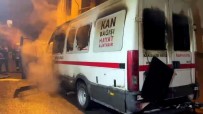 Yozgat'ta Kan Bagis Minibüsü Yandi