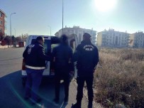 Afyonkarahisar'da 'Düzensiz Göç Ile Mücadele Ve Huzur Uygulamasi'