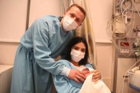 Antalya'da Turizmci Çifte 3'Üz Bebek Soku Açiklamasi 'Her Seyi 3'Le Çarptim, Iki Hafta Kendime Gelemedim'