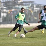 Bursaspor'da Isparta 32 Spor Maçi Hazirliklari Devam Ediyor