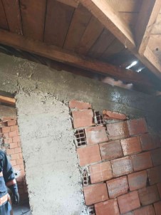 Evinin Bacasinda Çikan Yangin Sonrasinda Fenalasti, Hastanede Hayatini Kaybetti