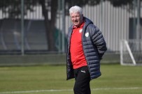 Ismail Ertekin Açiklamasi 'Hakemler Bütün Hatalari Bize Yapiyor''