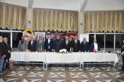 Izmir'de Ahiska Türklerinin Sürgün Edilisinin 78. Yili Anildi