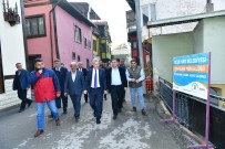 Konak'in Geleneksel Yapilari 'Sokak Sagliklastirma' Projeleriyle Aslina Kavusuyor