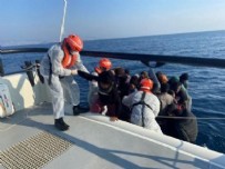 Kuşadası'nda 3 ayrı operasyonla 75 kaçak göçmen kurtarıldı