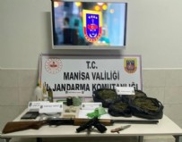 Manisa'da tutuklu kişinin evinden uyuşturucu ve silah çıktı