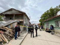 Annesini Öldüren Çocuga 19 Yila Kadar, Azmettirici Babaya Agirlastirilmis Müebbet Hapis Talebi