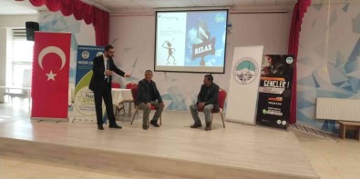 Büyüksehir, 10 Günde 447 Muhtara Egitim Verdi