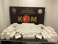 Kütahya'da bandrolsüz 54 bin 800 adet makaron ele geçirildi