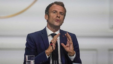 Macron'un Fransızlara 'kibirli' demesi ülkeyi karıştırdı! Elysee Sarayı'ndan açıklama!