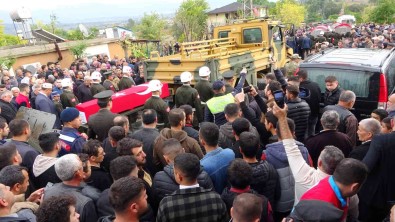 Pençe-Yildirim Sehidi Sinan Inak, Son Yolculuguna Ugurlandi