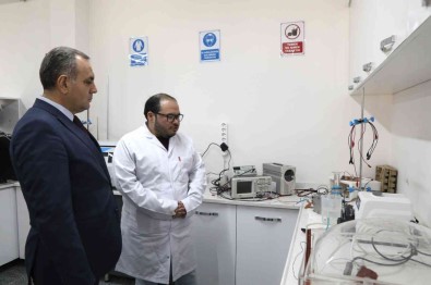 Rektör Altun, Arastirma Merkezleri Ve Laboratuvarlarini Ziyaret Etti